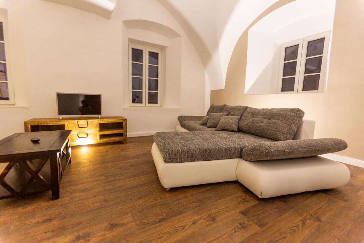 Pferdegut Schloss Treffen Apartments Gortschach  Екстериор снимка