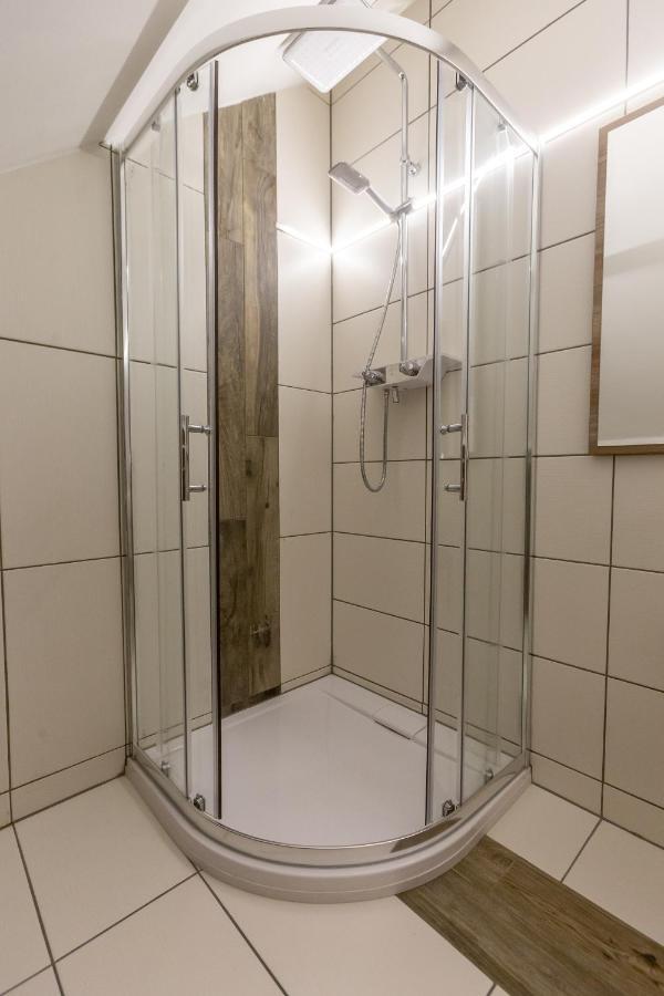 Pferdegut Schloss Treffen Apartments Gortschach  Екстериор снимка