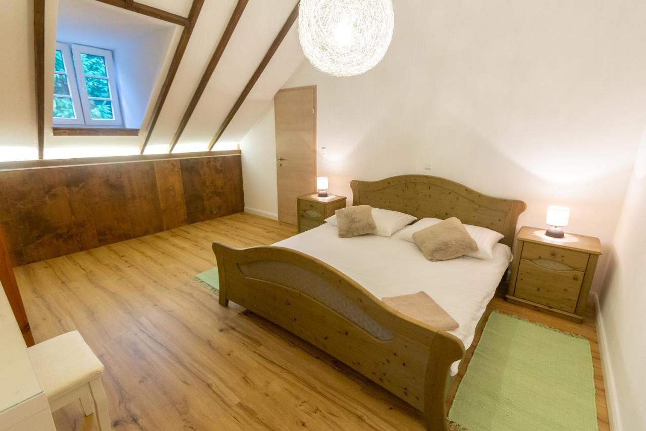 Pferdegut Schloss Treffen Apartments Gortschach  Екстериор снимка