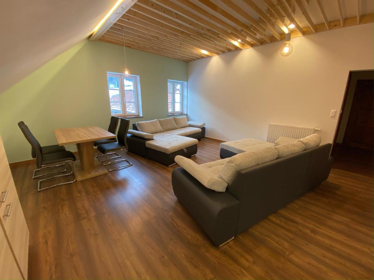 Pferdegut Schloss Treffen Apartments Gortschach  Екстериор снимка